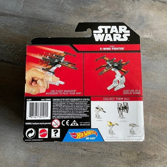 Star Wars Hot Wheels The Force Awakens Poe X-Wing Fighter NOC! - Picture 4 of 6